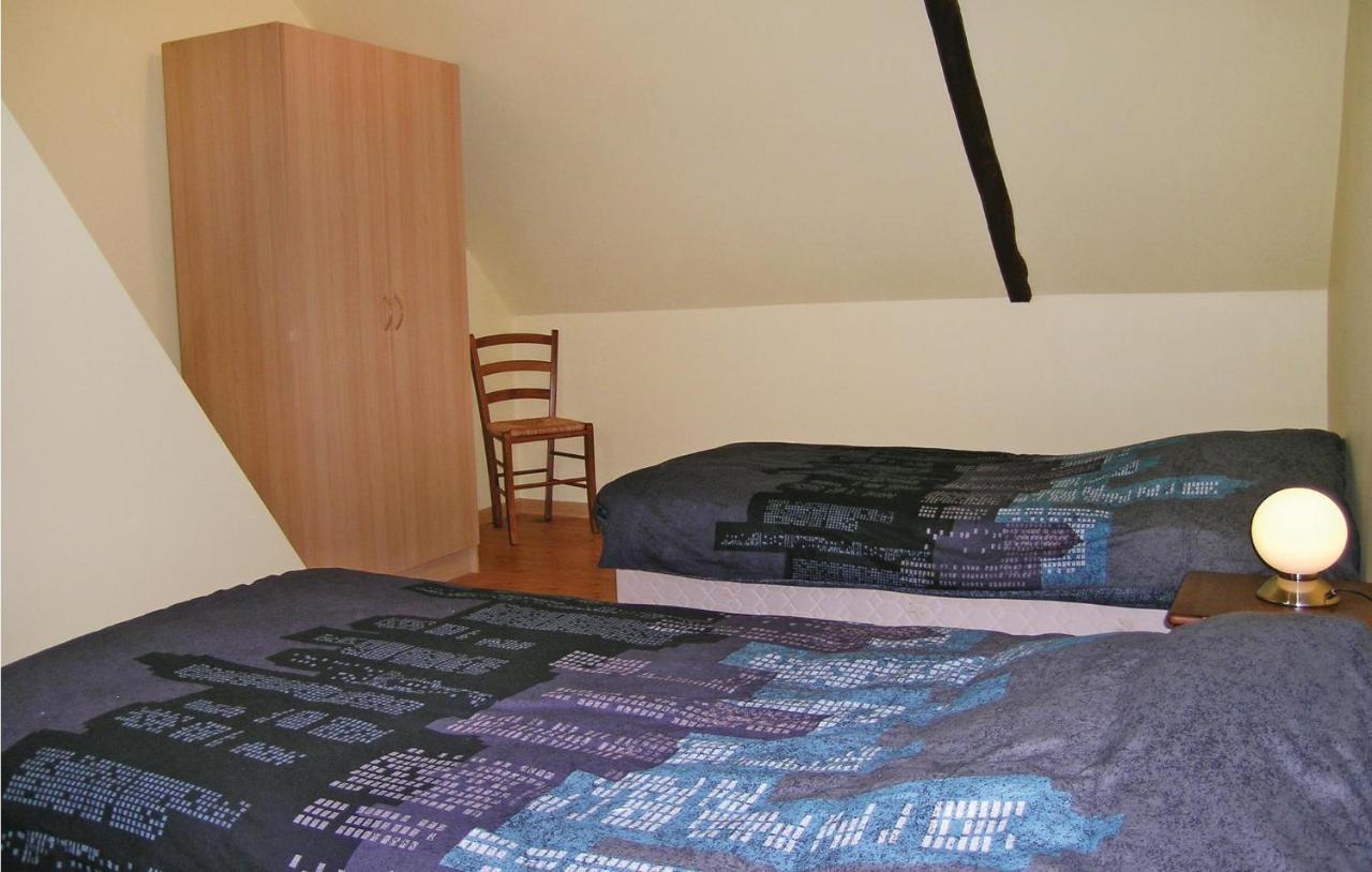 Amazing Apartment In Roz-Landrieux With Kitchen Екстериор снимка